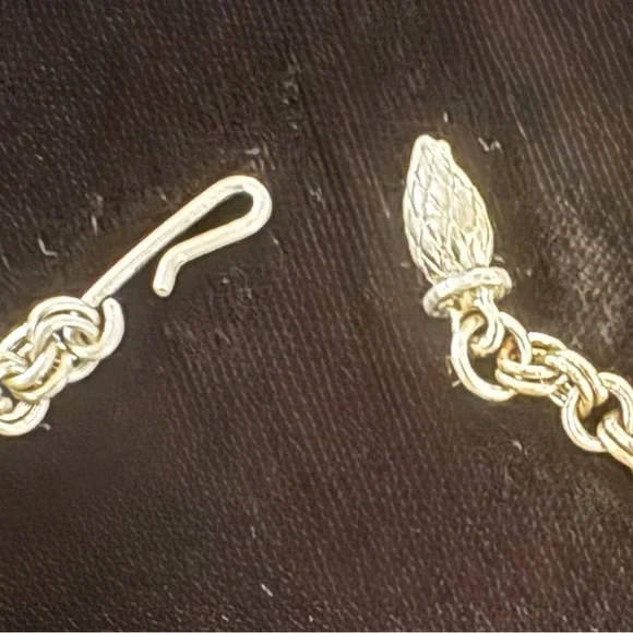 Vintage Silver-tone White Shell Necklace - Picture 5 of 7